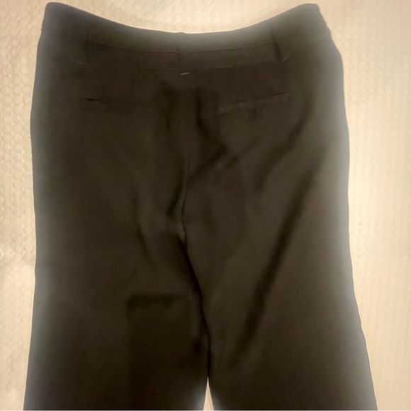 WHBM. Sz 4. Black Legacy Wide Leg Pant. Classic lightweight. Wardrobe essential - Picture 6 of 17